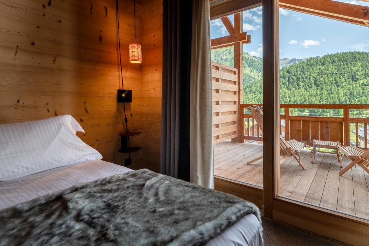 Le Chalet Blanc Hotel & Spa モンジェネヴル エクステリア 写真