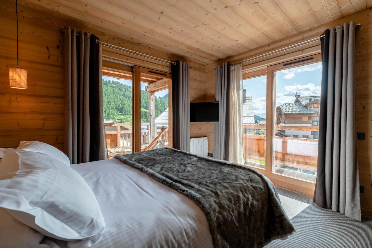 Le Chalet Blanc Hotel & Spa モンジェネヴル エクステリア 写真