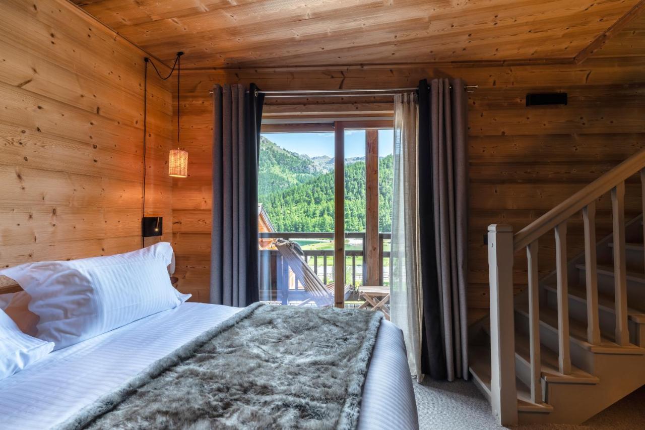 Le Chalet Blanc Hotel & Spa モンジェネヴル エクステリア 写真