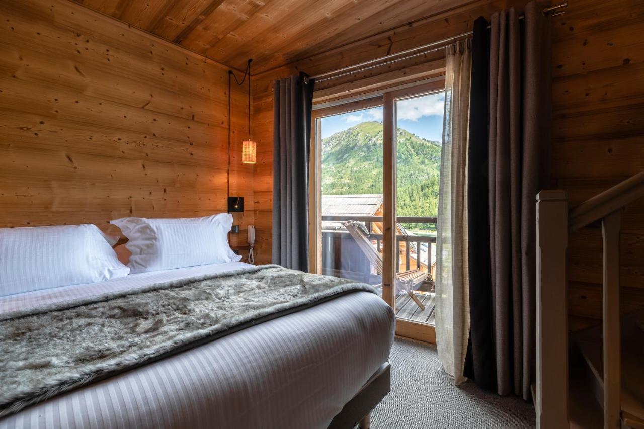 Le Chalet Blanc Hotel & Spa モンジェネヴル エクステリア 写真