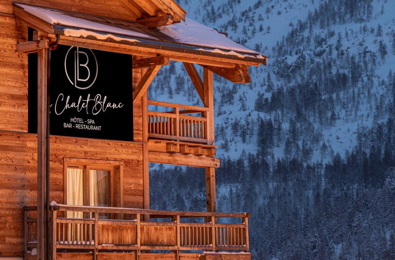 Le Chalet Blanc Hotel & Spa モンジェネヴル エクステリア 写真