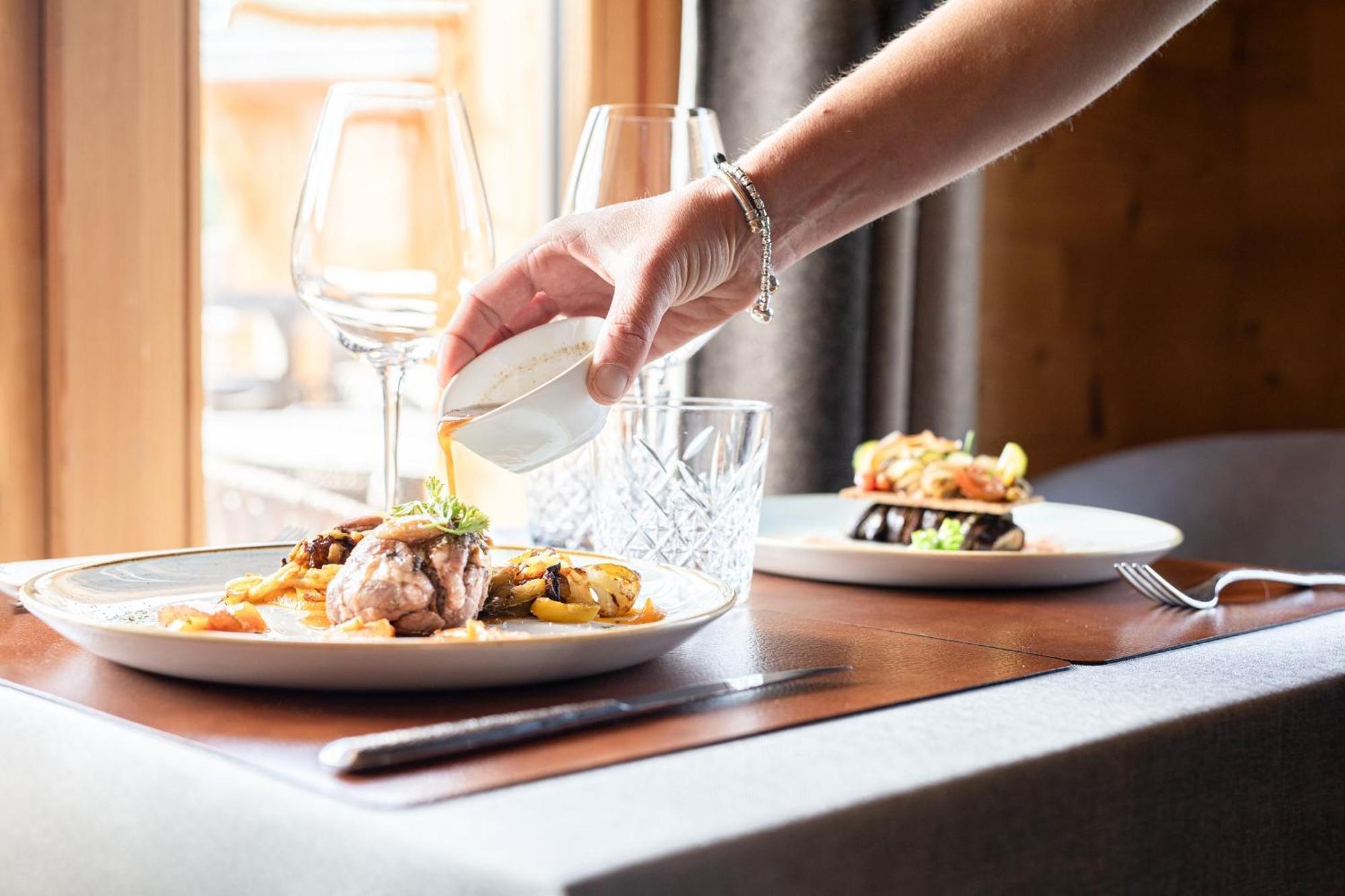 Le Chalet Blanc Hotel & Spa モンジェネヴル エクステリア 写真